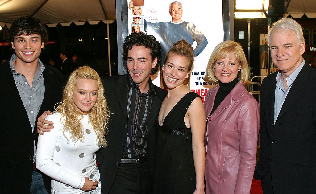 Actors Tom Welling and Hilary Duff, director Shawn Levy, and actors Piper Perabo, Bonnie Hunt, and Steve Martin of 'Cheaper By The Dozen'