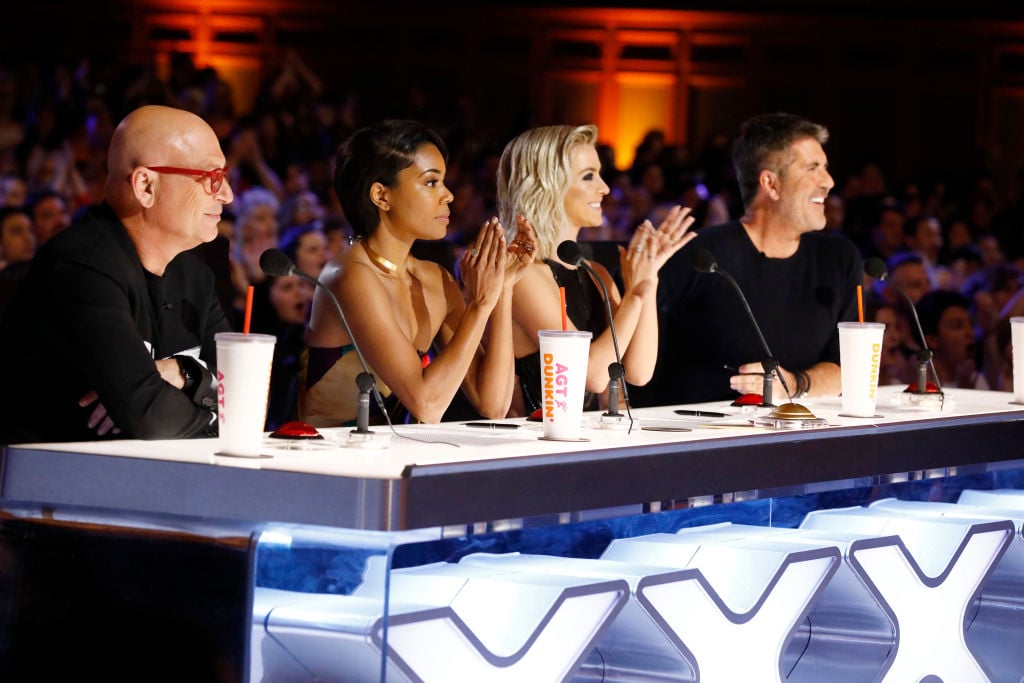Howie Mandel, Gabrielle Union, Julianne Hough, Simon Cowell on the panel