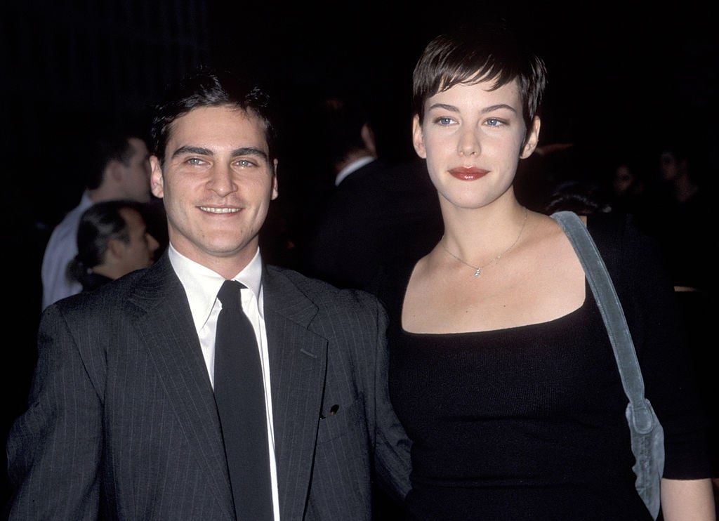 Joaquin Phoenix and Liv Tyler smiling