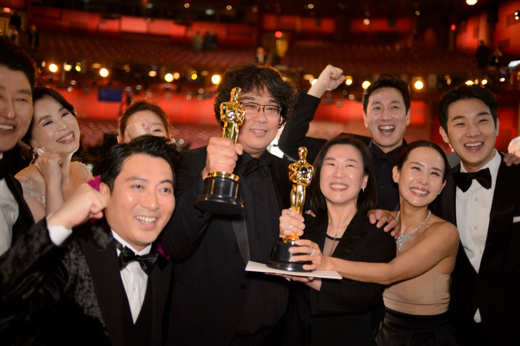 The cast and crew of 'Parasite' at the Oscars