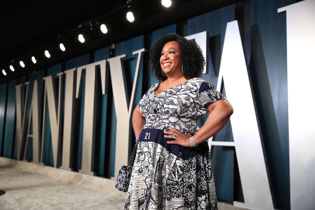 Shonda Rhimes attends the 2020 Vanity Fair Oscar Party hosted by Radhika Jones at Wallis Annenberg Center for the Performing Arts on February 09, 2020 in Beverly Hills, California.