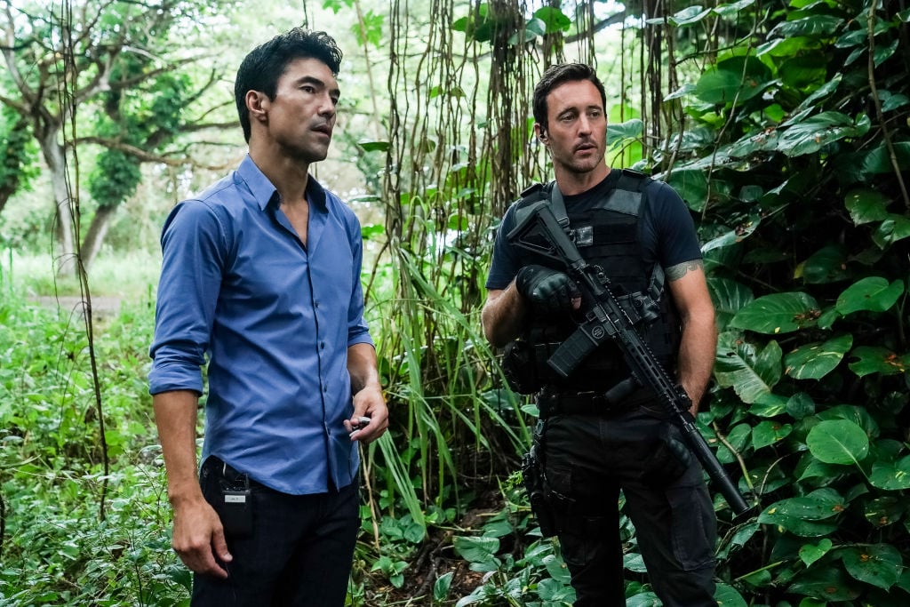 Ian Anthony Dale as Adam Noshimuri and Alex O'Loughlin as Steve McGarrett