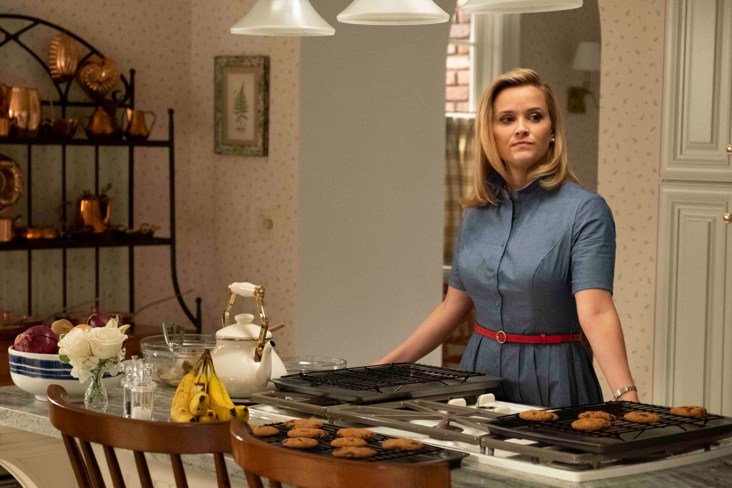 'Little Fires Everywhere' Episode 101: Elena (Reese Witherspoon) 