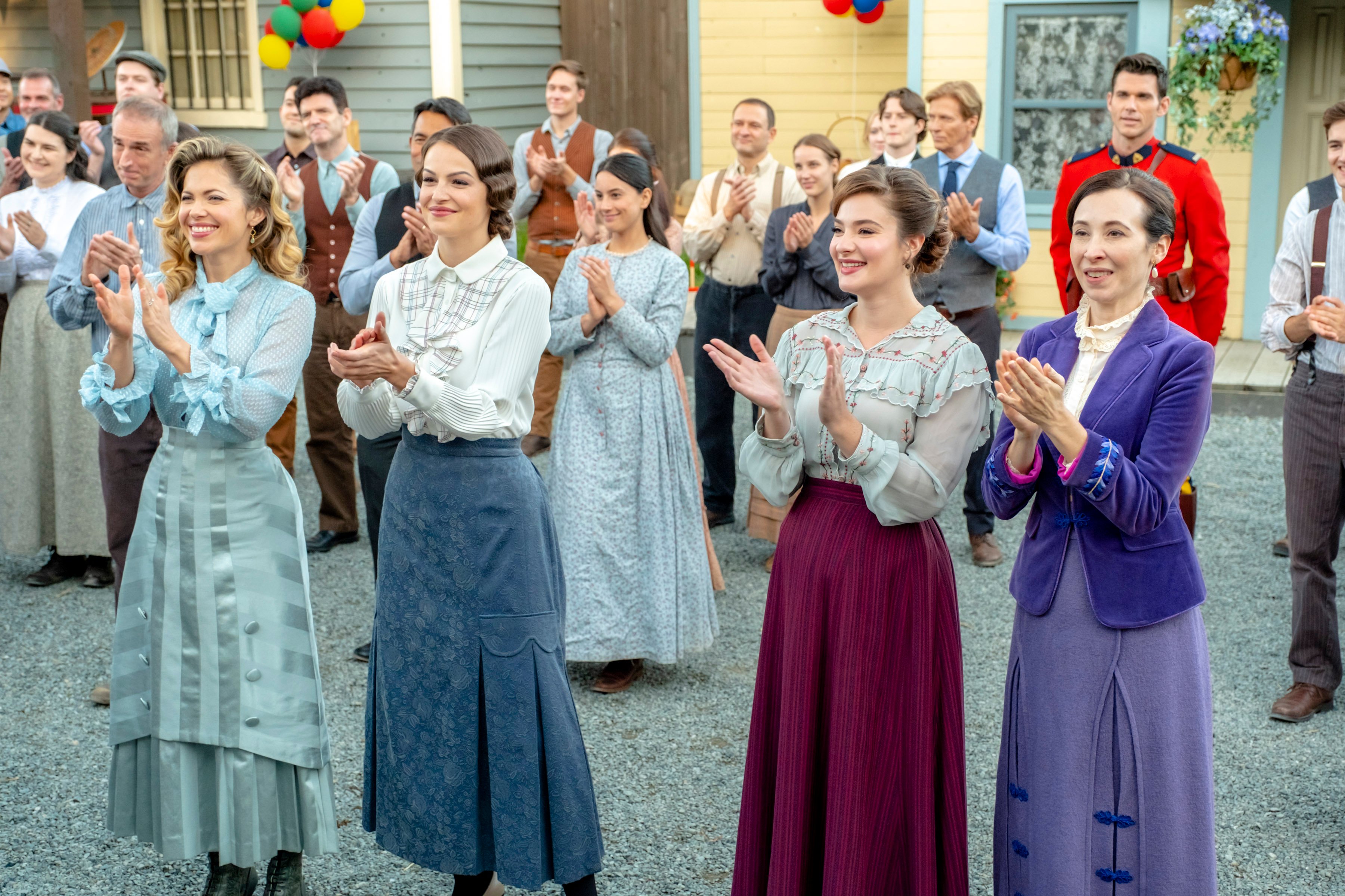 When Calls the Heart women clapping