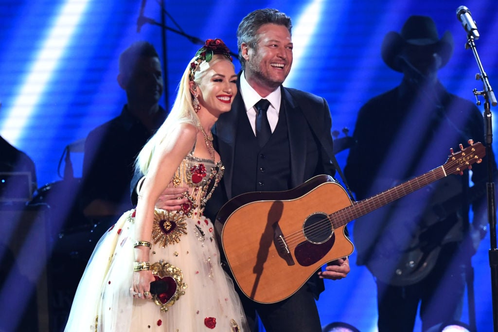 Gwen Stefani and Blake Shelton on stage