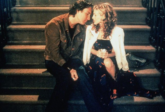 John Corbett as Aidan Shaw and Sarah Jessica Parker as Carrie Bradshaw in a scene from 'Sex and the City'