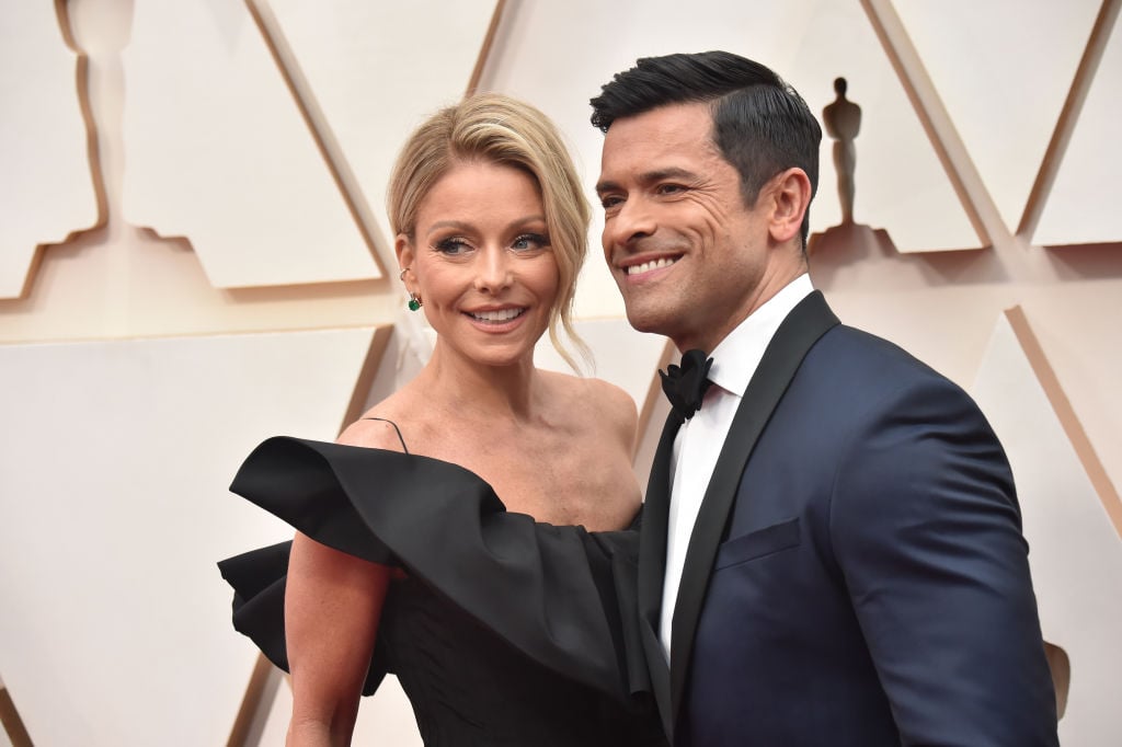 Kelly Ripa Mark Consuelos COVID-19