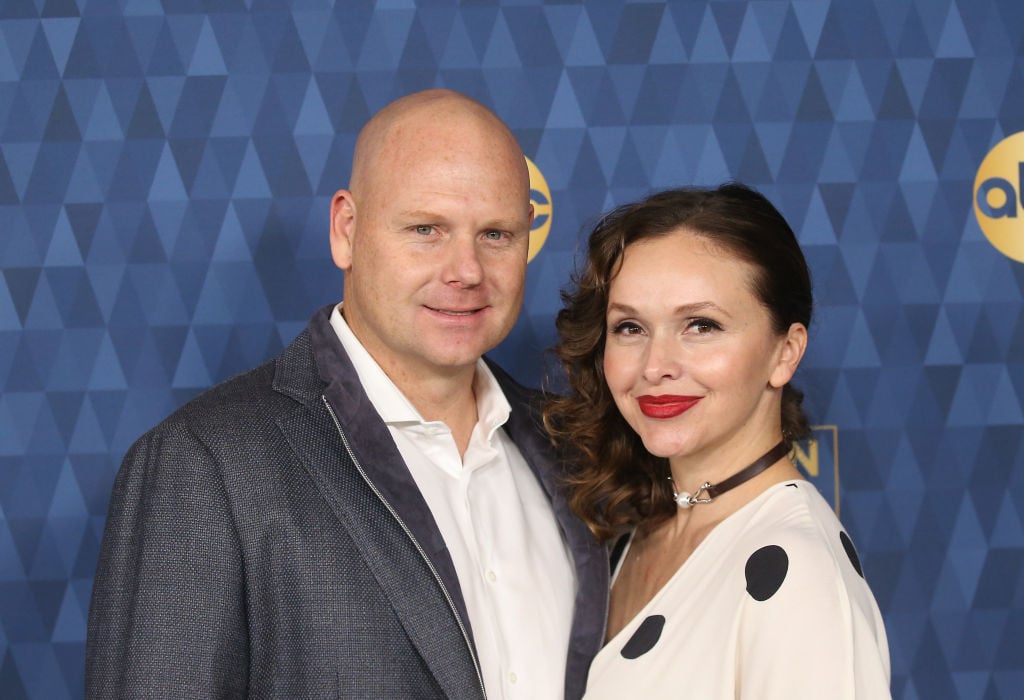 Verrassend Who Is Nik Wallenda's Wife? The Duo Will Perform Dangerous Stunts SY-34