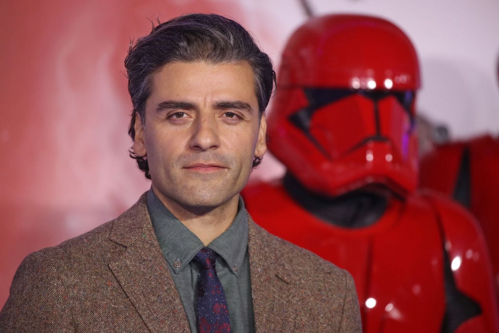 Oscar Isaac half smiling