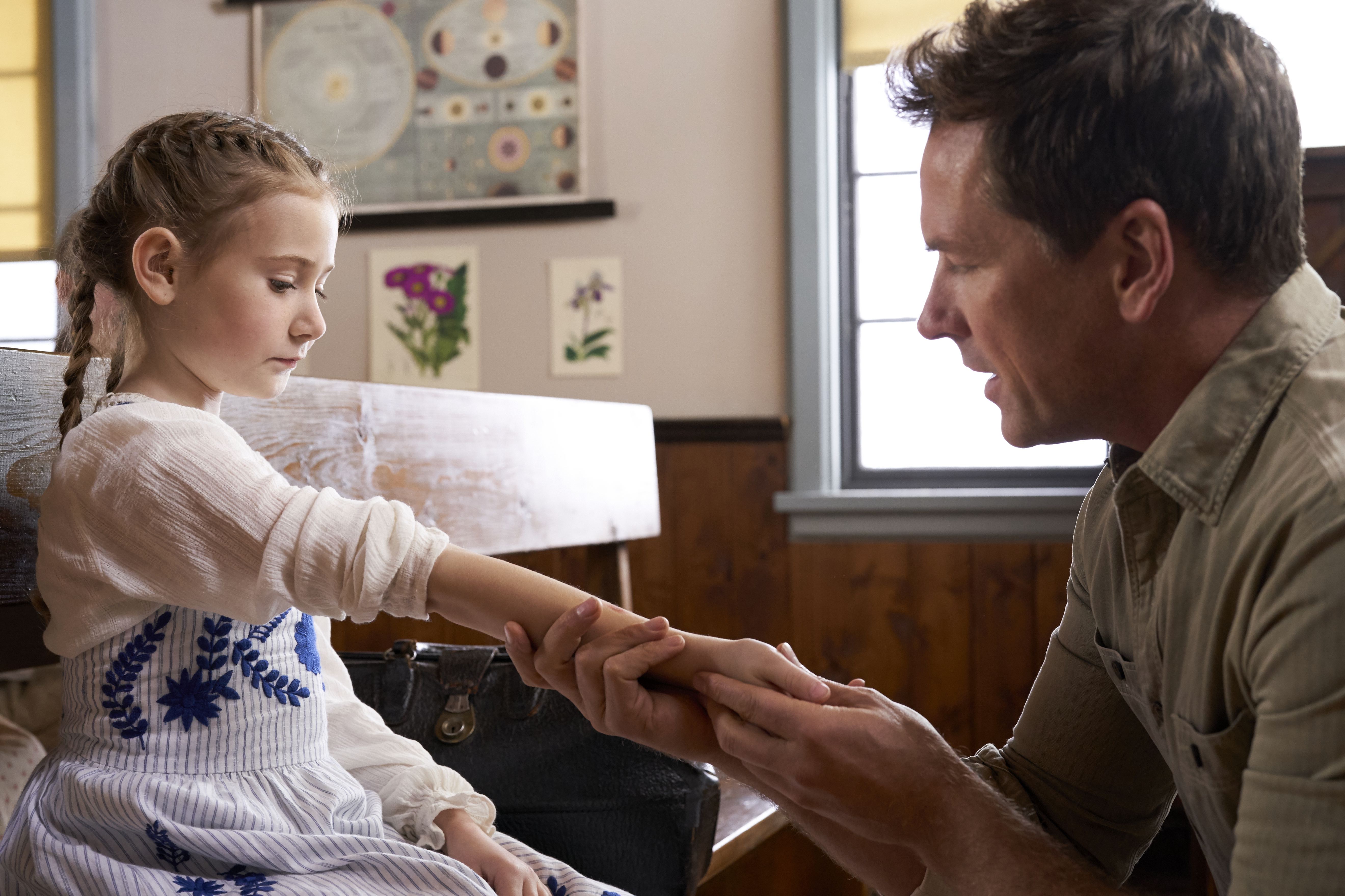 Ava Cooper and Paul Greene in When Calls the Heart 
