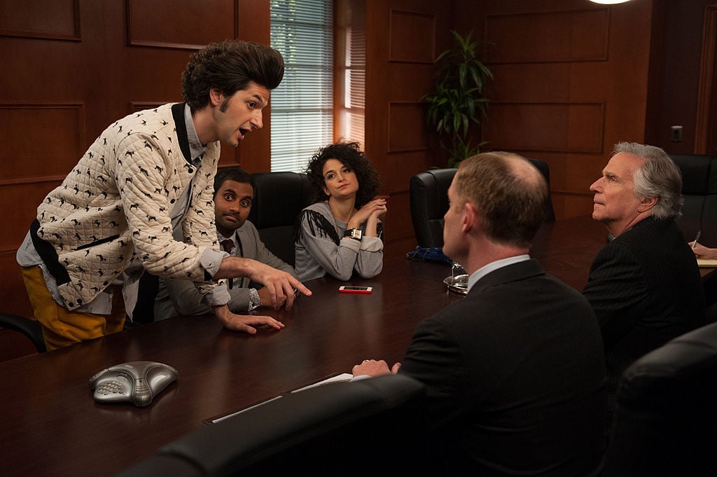 'Parks and Recreation': (l-r) Ben Schwartz as Jean-Ralphio, Aziz Ansari as Tom Haverford, Jenny Slate as Mona Lisa, Marc Evan Jackson as Trevor Nelson, Henry Winkler as Dr. Saperstein