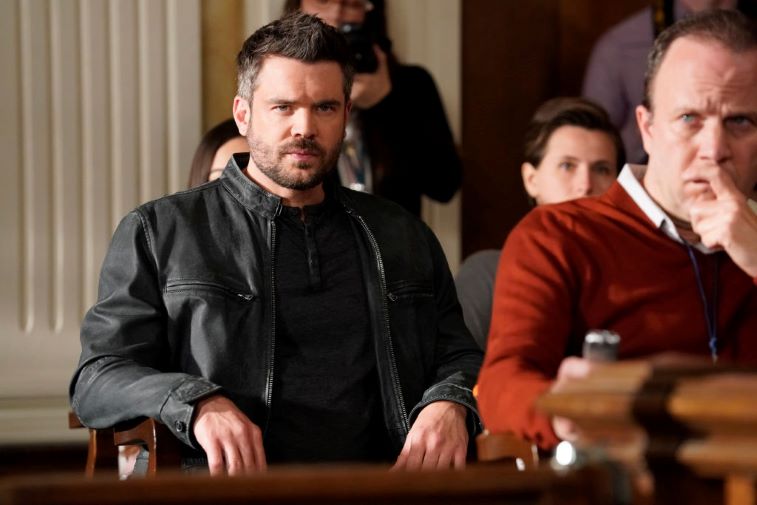Charlie Weber sitting in court on 'How to Get Away with Murder'