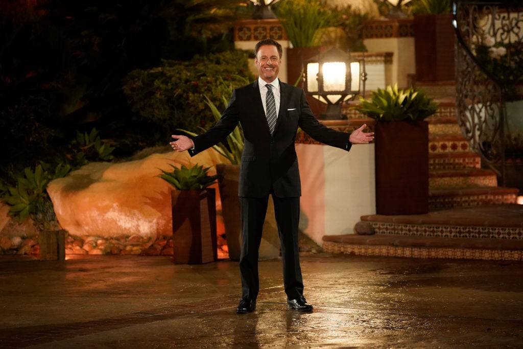 Chris Harrison during mansion arrivals on ABC's "The Bachelor Presents: Listen to Your Heart" - Season One