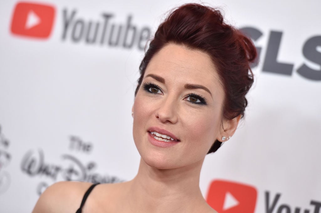 Supergirl Chyler Leigh Admits I Hated Modeling In An.