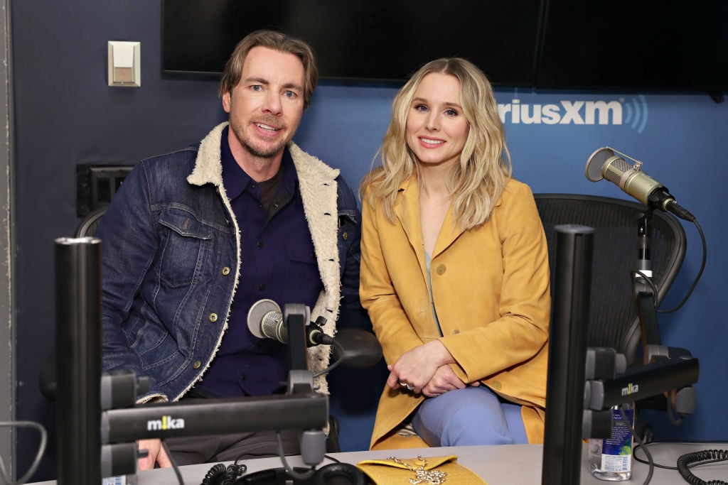 Dax Shepard and Kristen Bell sitting next to each other
