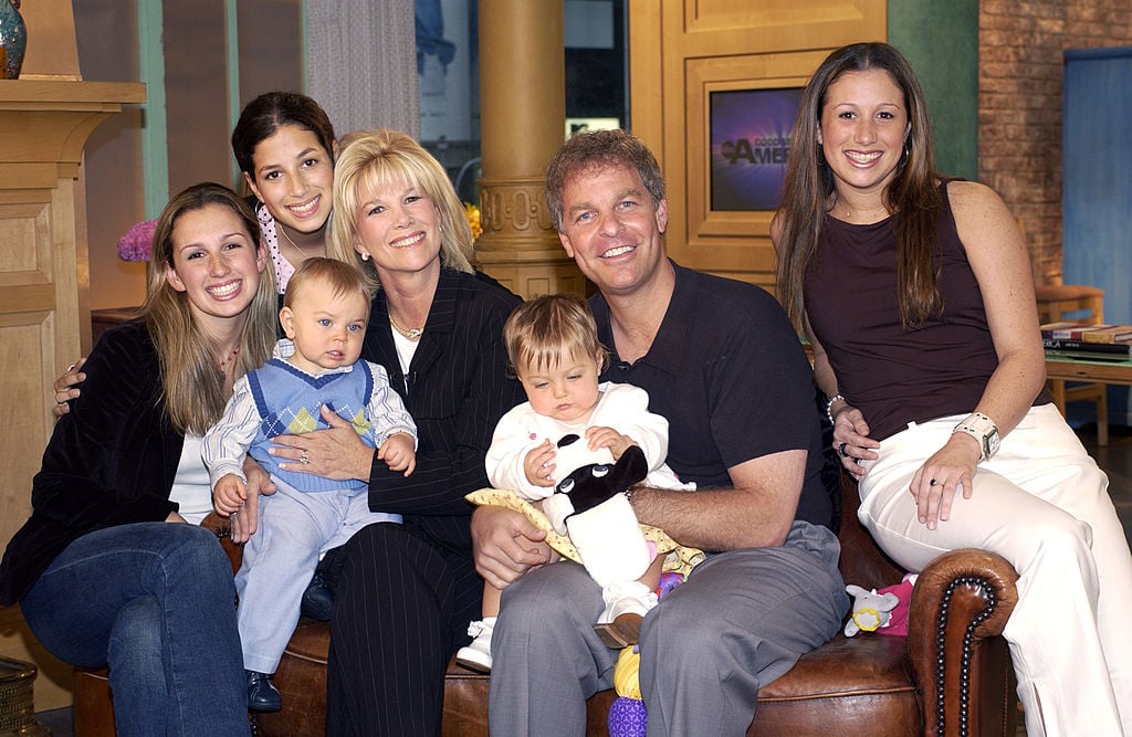 Joan Lunden with her family, from left: Lindsay Krauss, Sarah Krauss, Max Konigsberg, Joan Lunden, Kate Konigsberg, Lunden's husband Jeff Konigsberg, and Jamie Krauss. Lunden and Konigsberg's second set of twins was born in 2005.