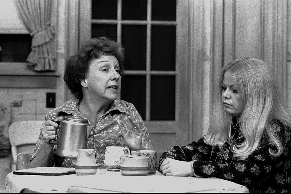 Jean Stapleton and Sally Struthers in a scene from 'All in the Family'