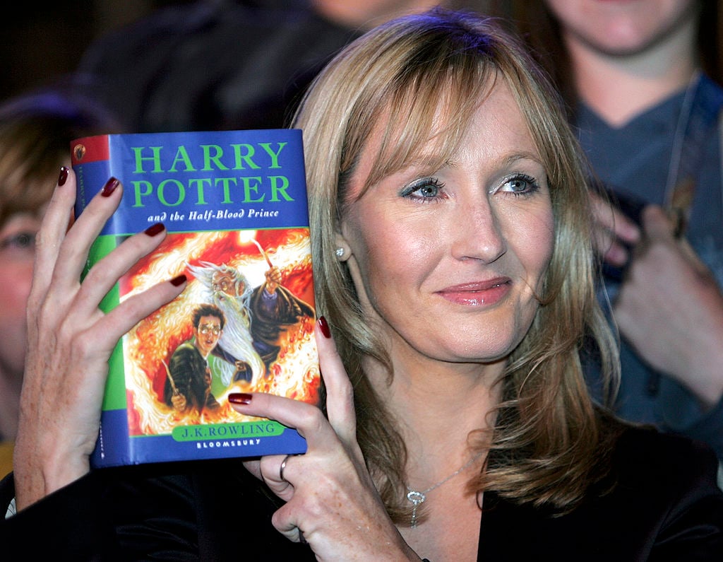 J.K. Rowling's Pottermore site for all things Harry Potter to launch in  April