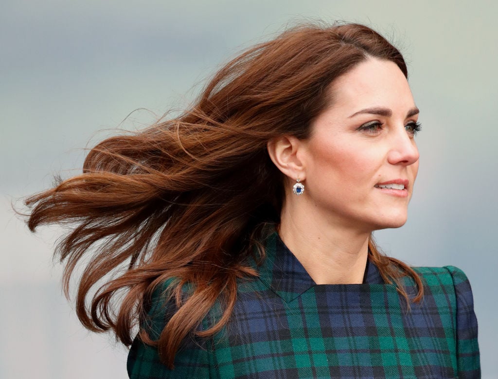 Kate Middleton diamond and sapphire earrings