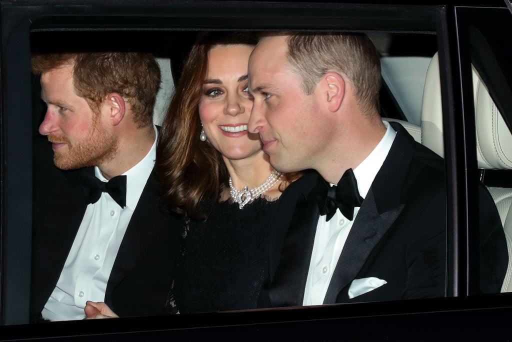 Kate Middleton pearl choker