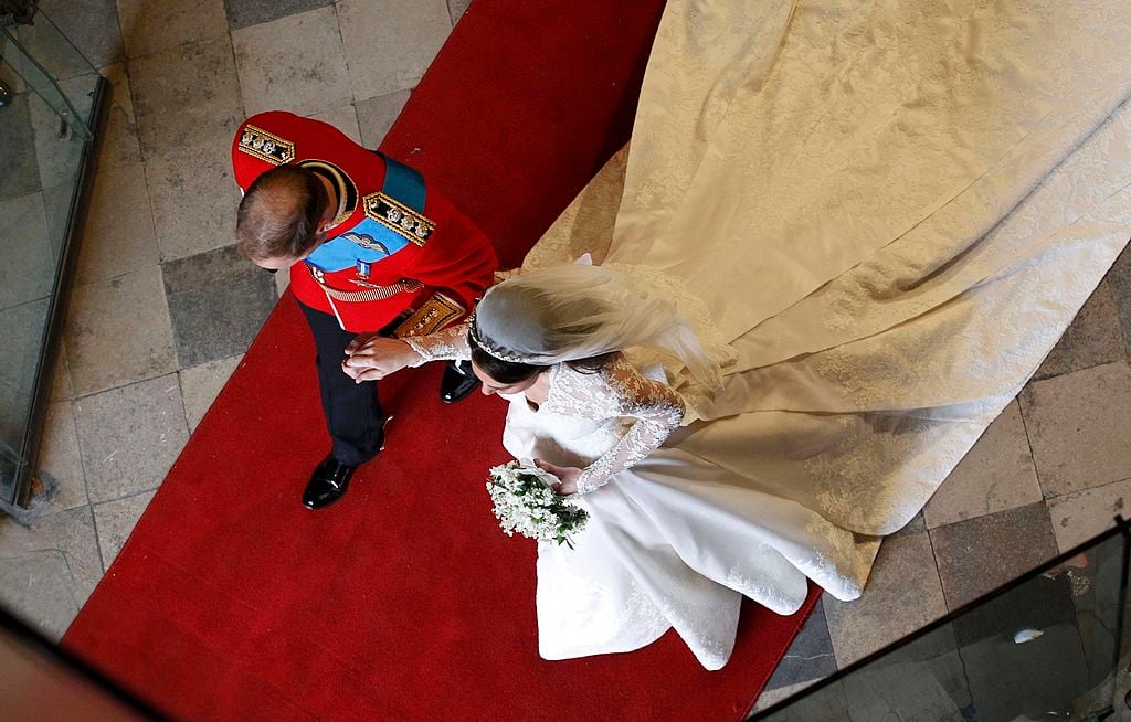 Prince William and Kate Middleton leave Westminster Abbey, 2011