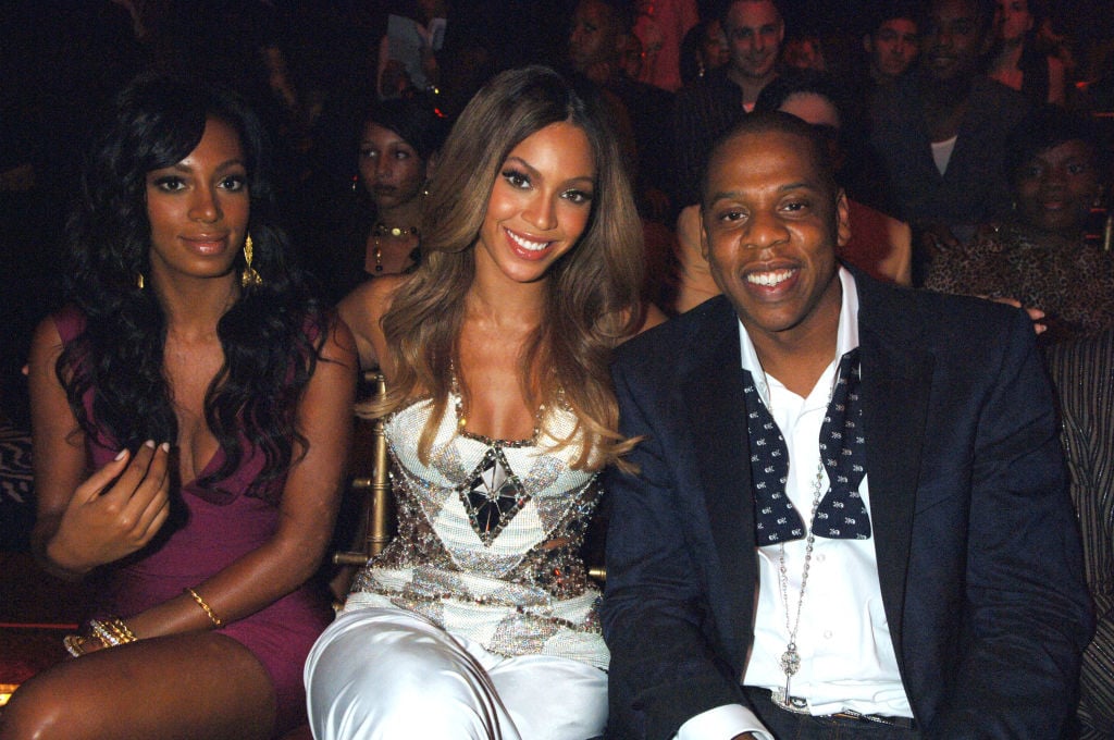 Solange, Beyonce and Jay Z at an award show in 2006