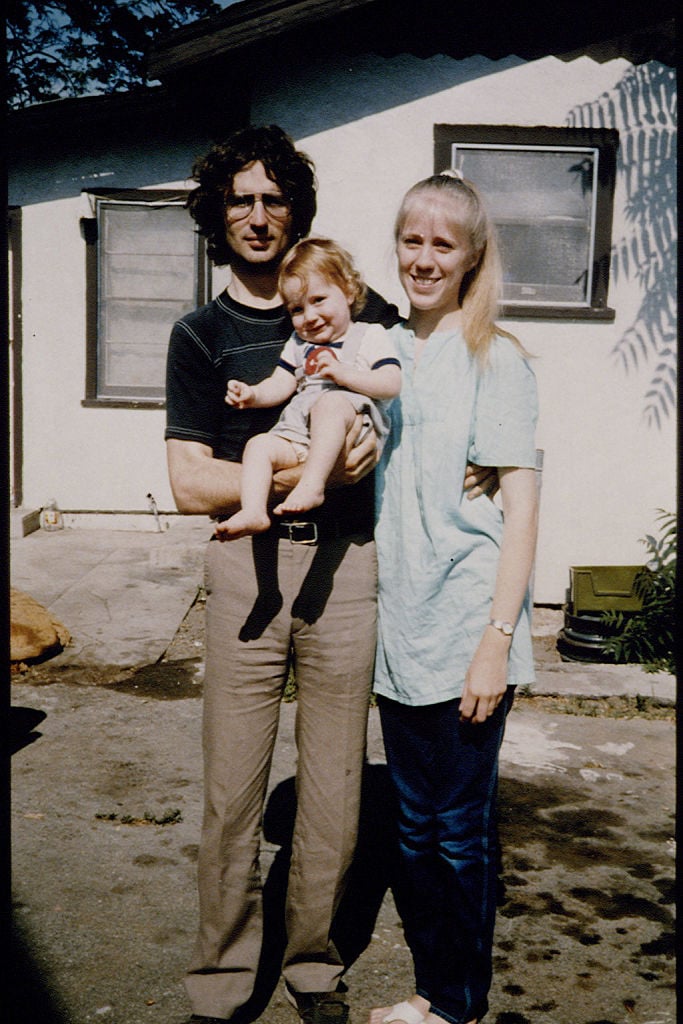 David Koresh with his wife and son