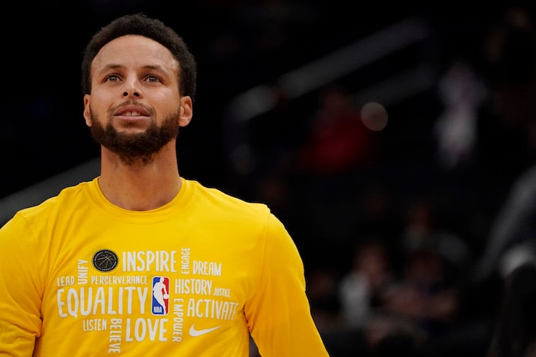 Steph Curry on the basketball court