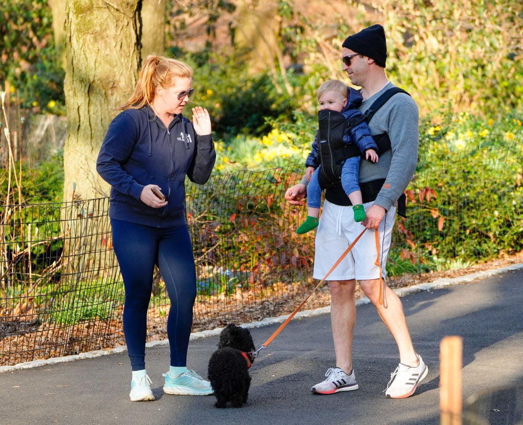 Amy Schumer and family