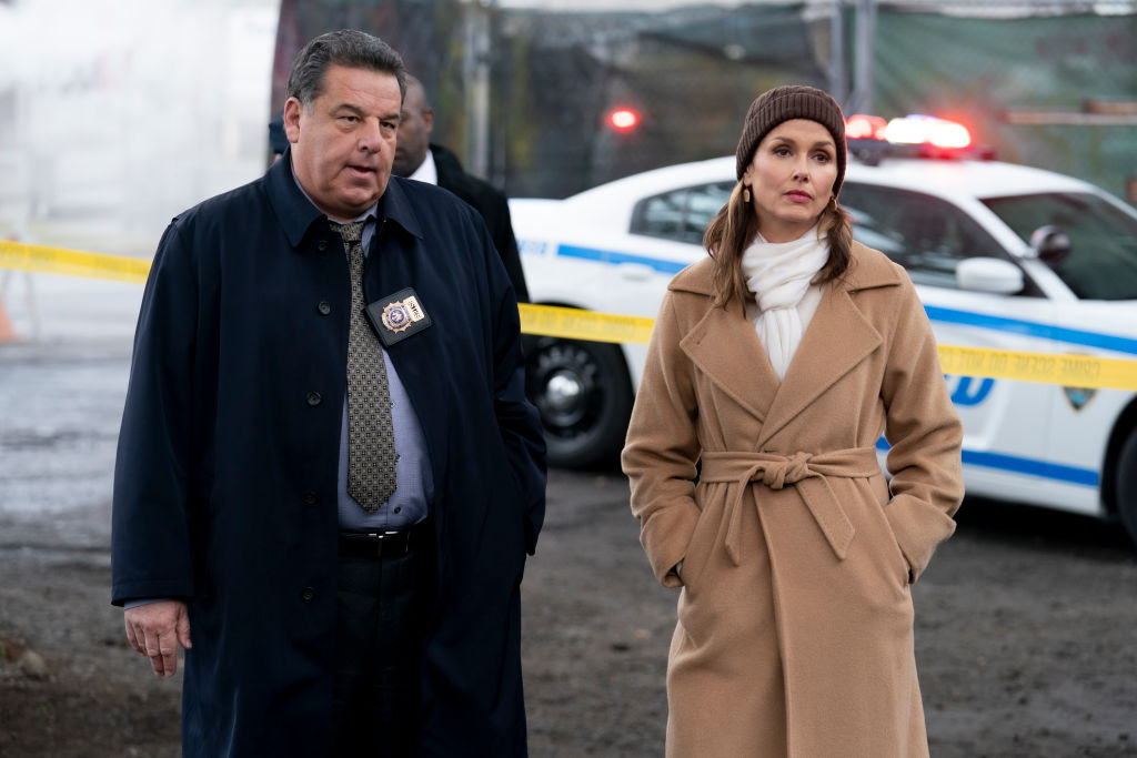 Bridget Moynahan as Erin Reagan, Steven Schirripa as Anthony Abetamarco on 'Blue Bloods'