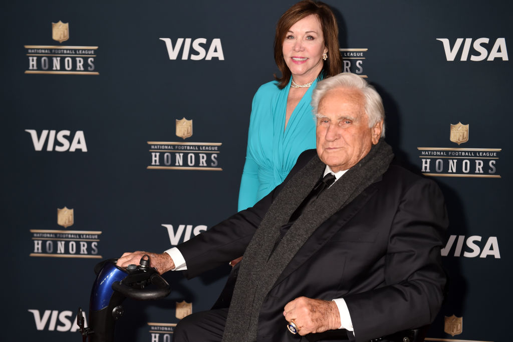 Don Shula with his wife, Mary Anne Stephens 