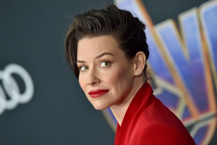 Evangeline Lilly on the red carpet