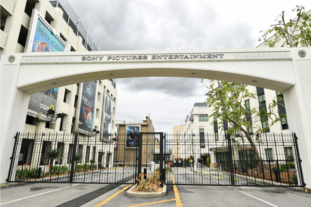 coronavirus halts film production