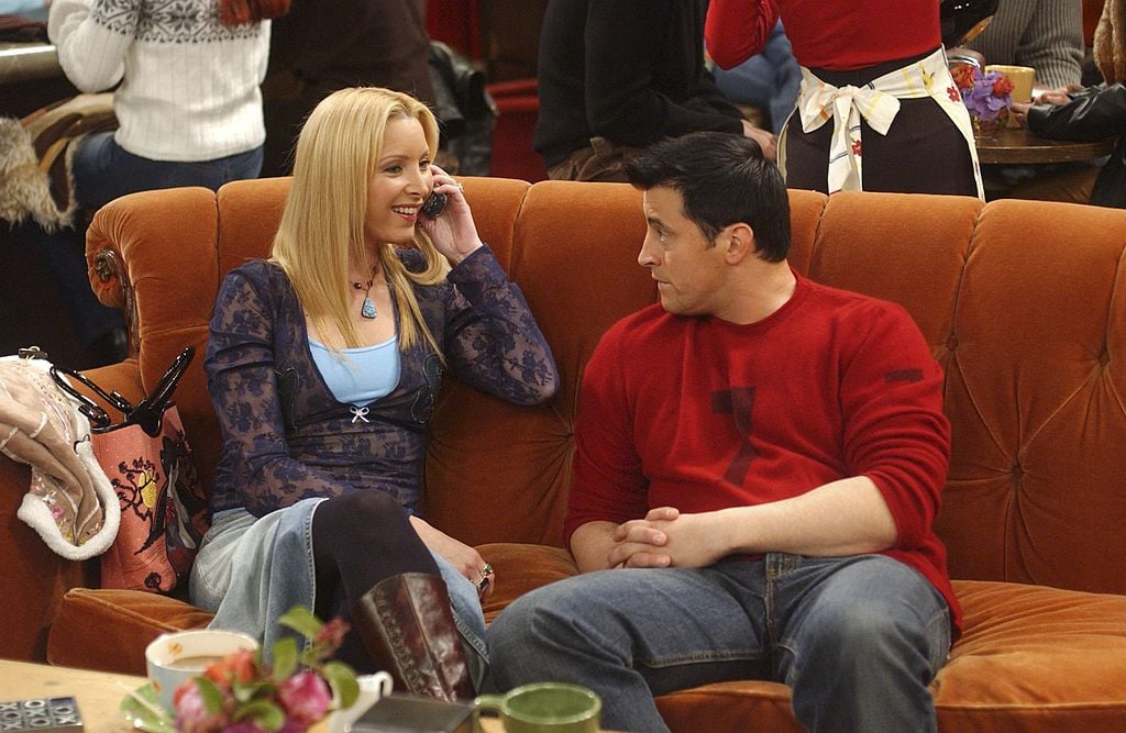 Lisa Kudrow as Phoebe Buffay, Matt LeBlanc as Joey Tribbiani on 'Friends'