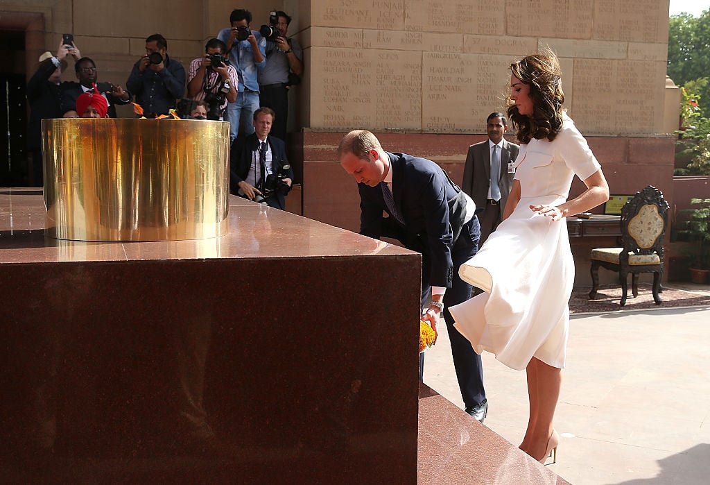 Kate Middleton and Prince William lay a wreath