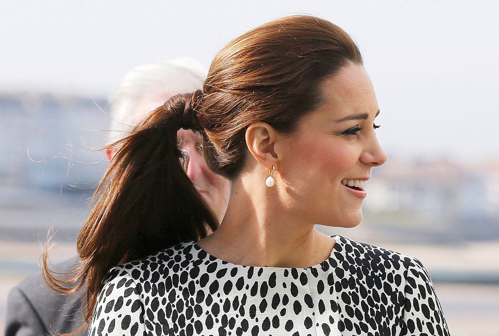 Kate Middleton wearing her hair in a ponytail