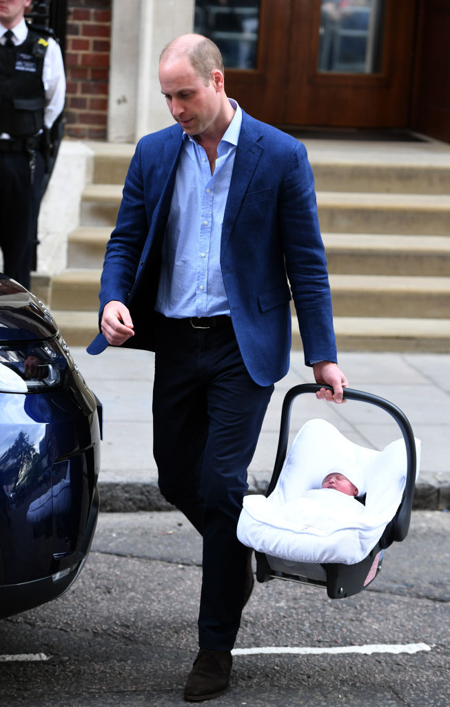 Prince William and Kate Middleton leave St. Mary's Hospital with Prince Louis, 2018