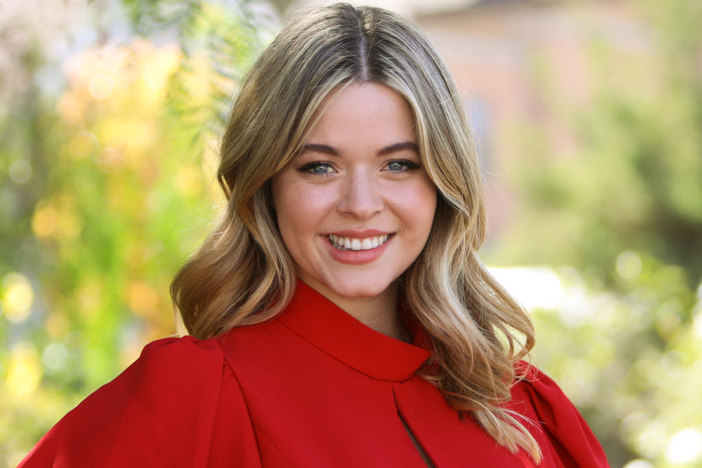 Sasha Pieterse announces a baby