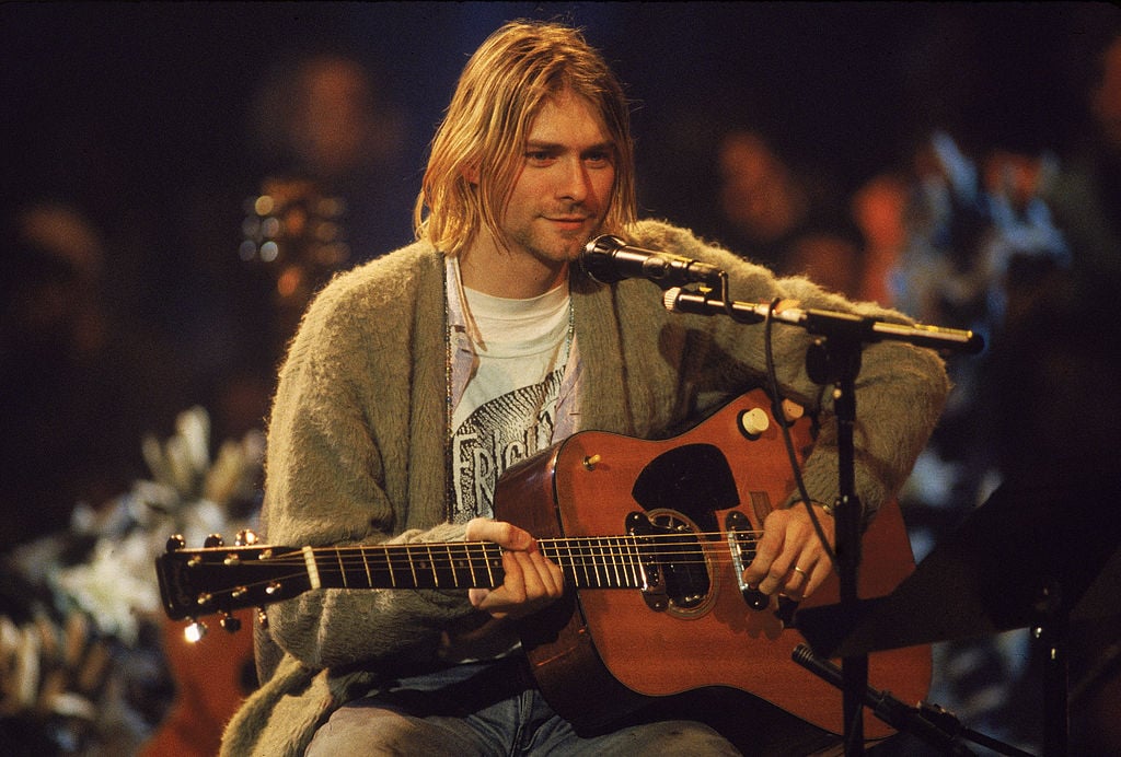 Kurt Cobain playing guitar 