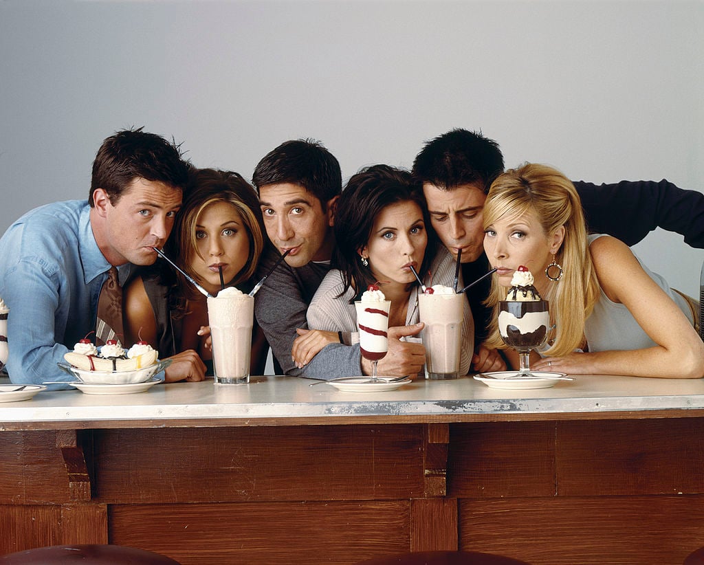 Matthew Perry as Chandler Bing, Jennifer Aniston as Rachel Green, David Schwimmer as Ross Geller, Courteney Cox as Monica Geller, Matt Le Blanc as Joey Tribbiani, Lisa Kudrow as Phoebe Buffay