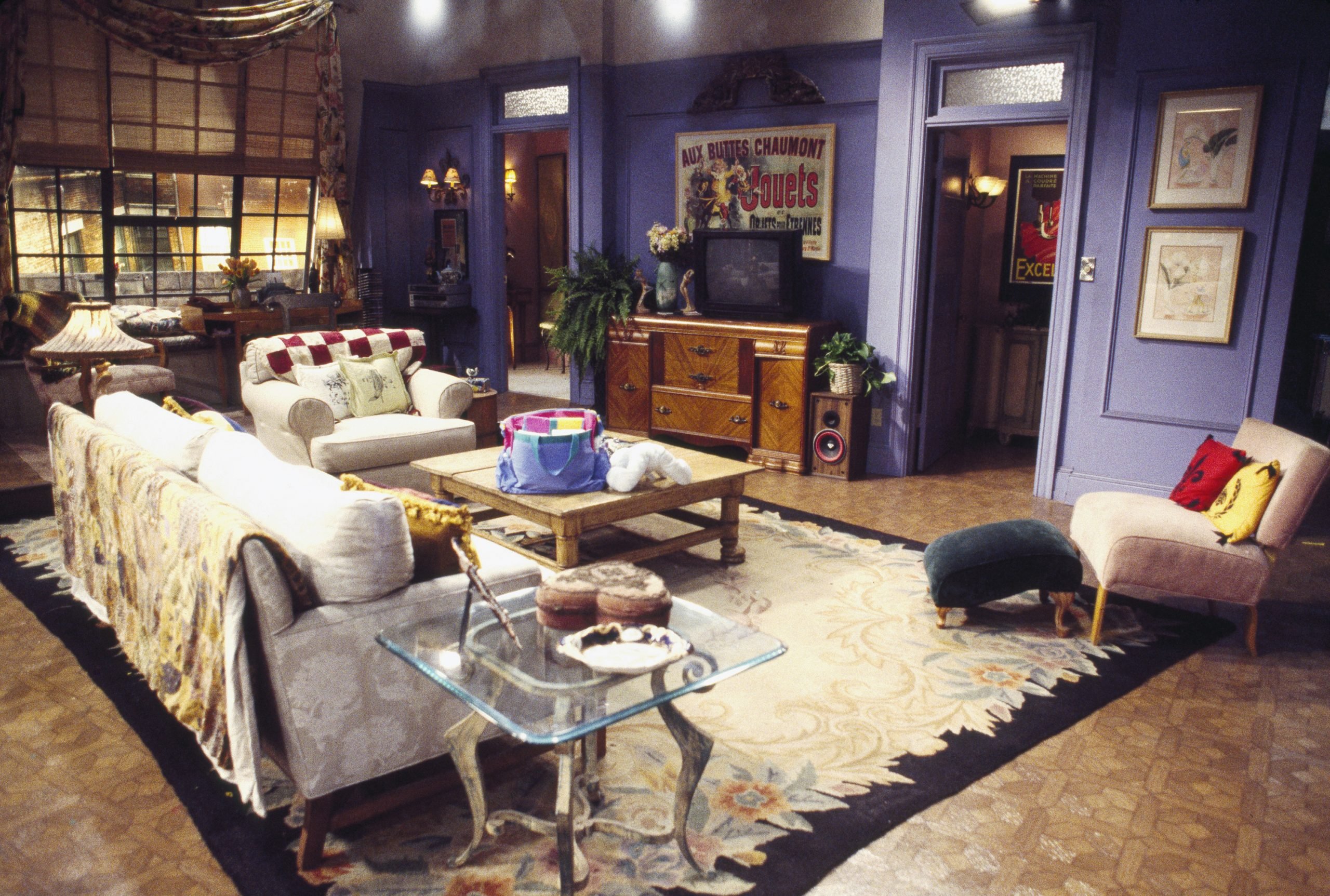 Friends All 6 Main Characters Lived In Monicas Iconic Apartment