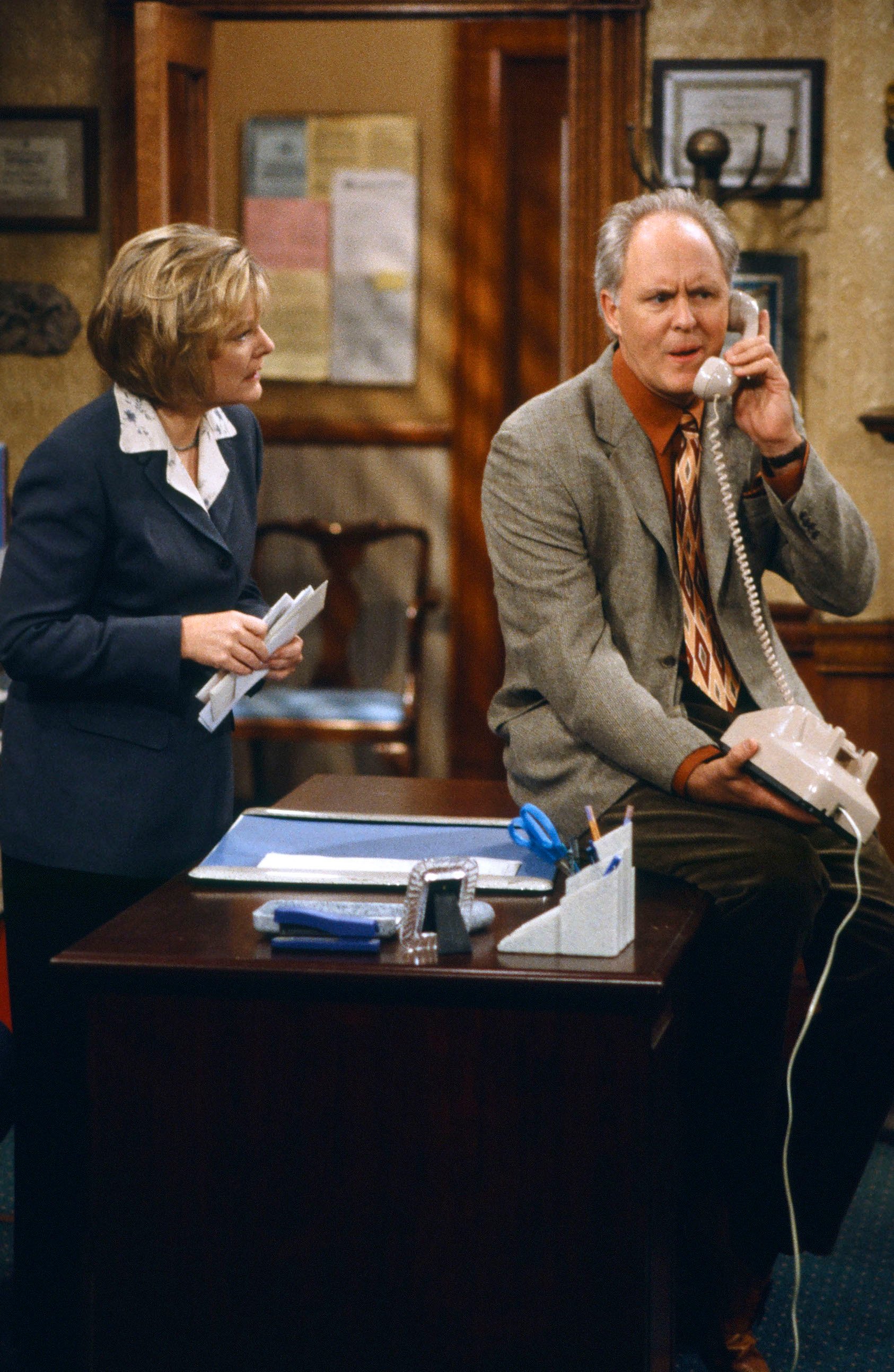 Jane Curtin and John Lithgow in '3rd Rock from the Sun' Season 3