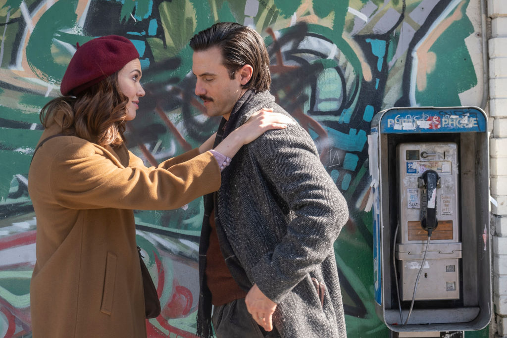 Mandy Moore as Rebecca and Milo Ventimiglia as Jack on  This Is Us - Season 4