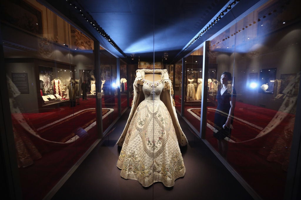  Queen Elizabeth II's Coronation Dress and Robe