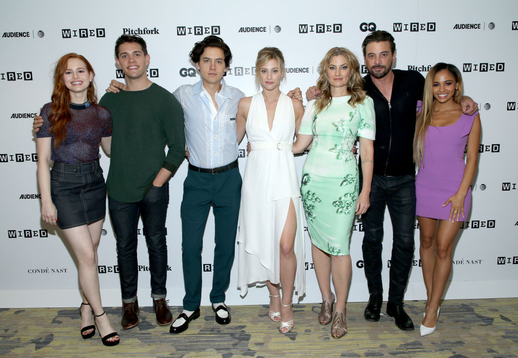 Madelaine Petsch, Casey Cott, Cole Sprouse, Lili Reinhart, Madchen Amick, Skeet Ulrich, and Vanessa Morgan