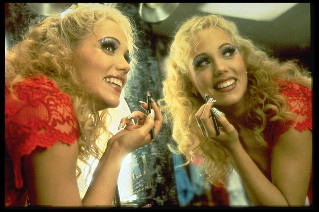 Showgirls: Elizabeth Berkley