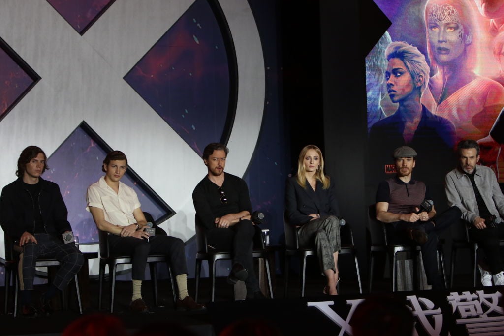Director Simon Kinberg and the cast of 'X-Men: Dark Phoenix'