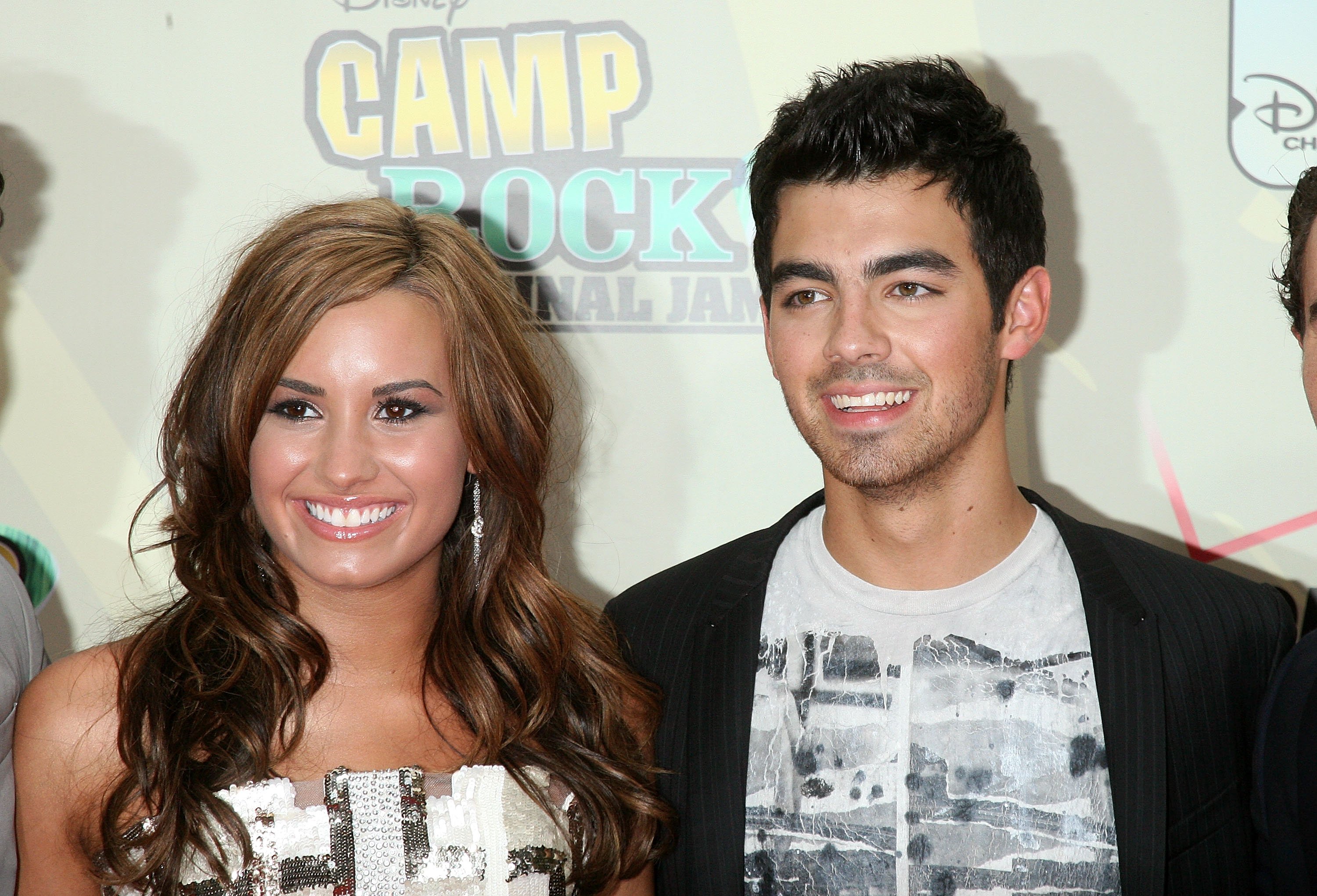 Demi Lovato and Joe Jonas attend the premiere of 'Camp Rock 2: The Final Jam' on August 18, 2010 in New York City.