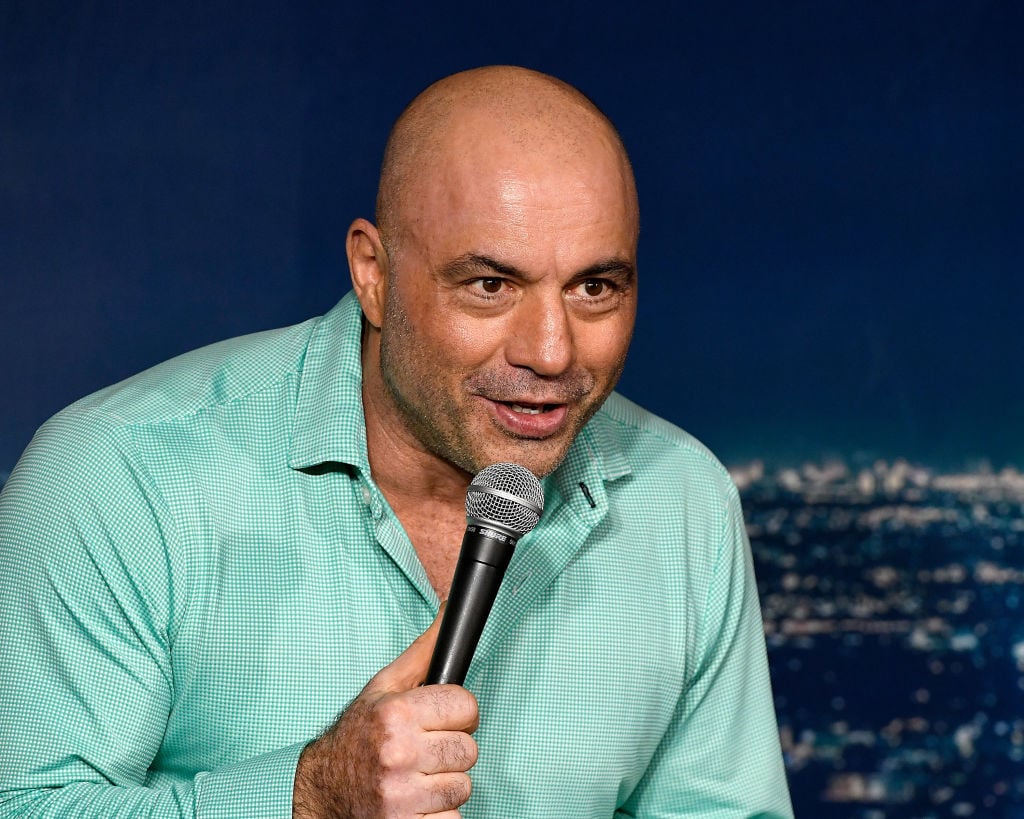 What's Up With the Scar on Joe Rogan's Head? Comedian Opens Up About  Cosmetic Procedure