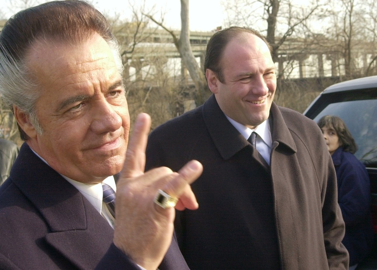 Tony Sirico and James Gandolfini on the 'Sopranos' set